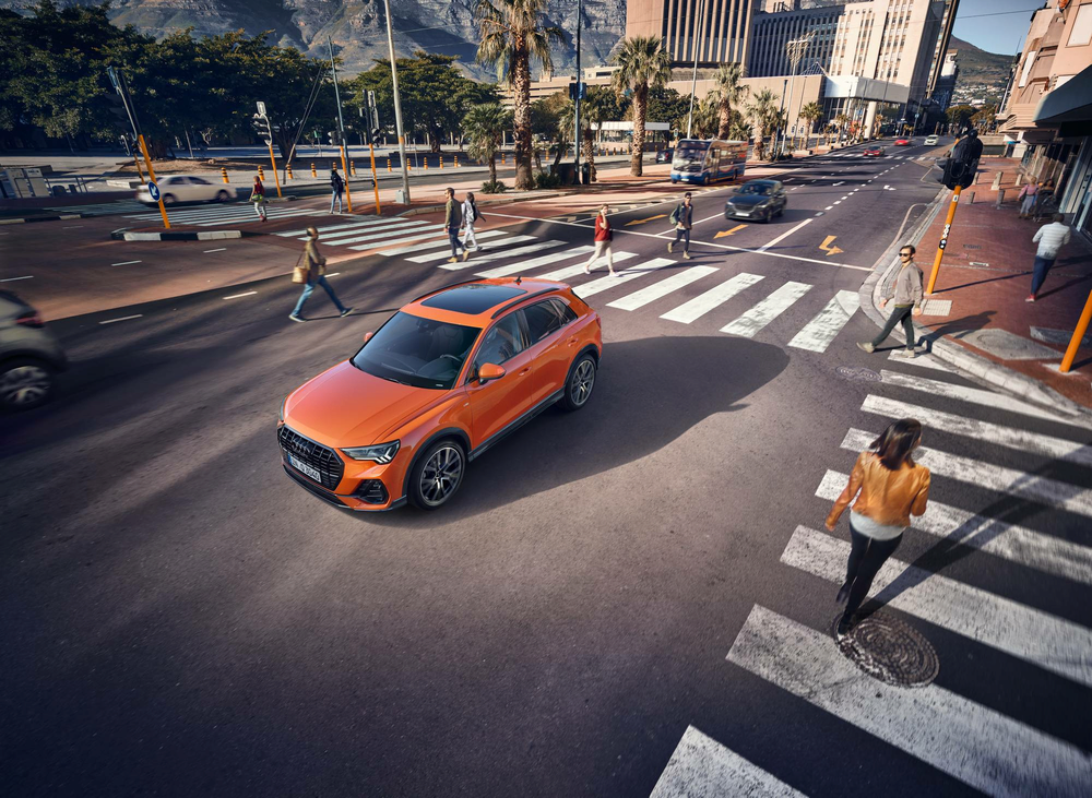 orange audi q3